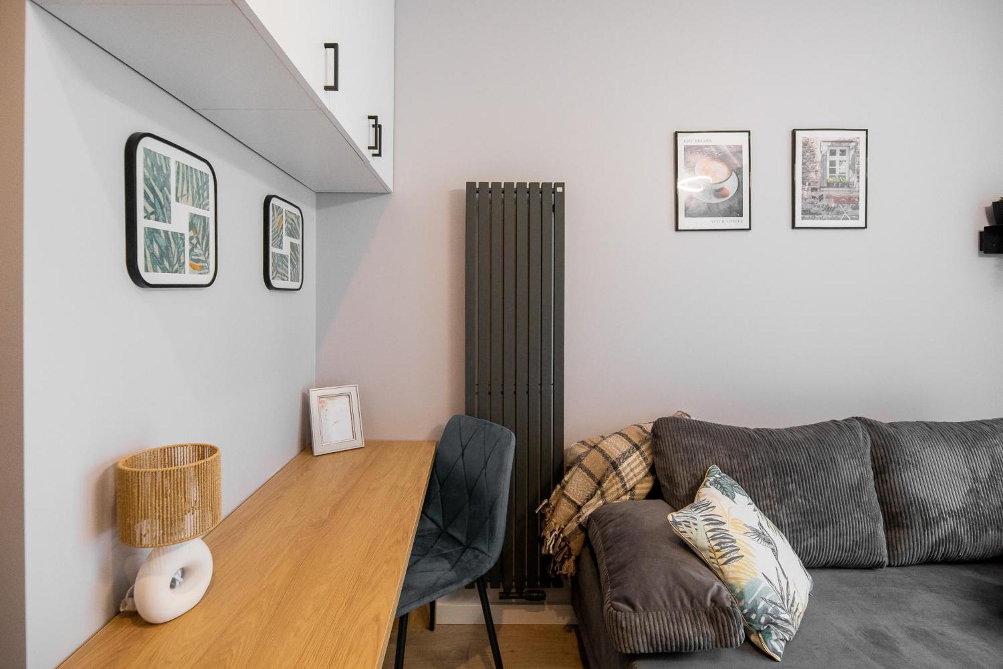 Ministudios Ursus Warszawa Eksteriør billede