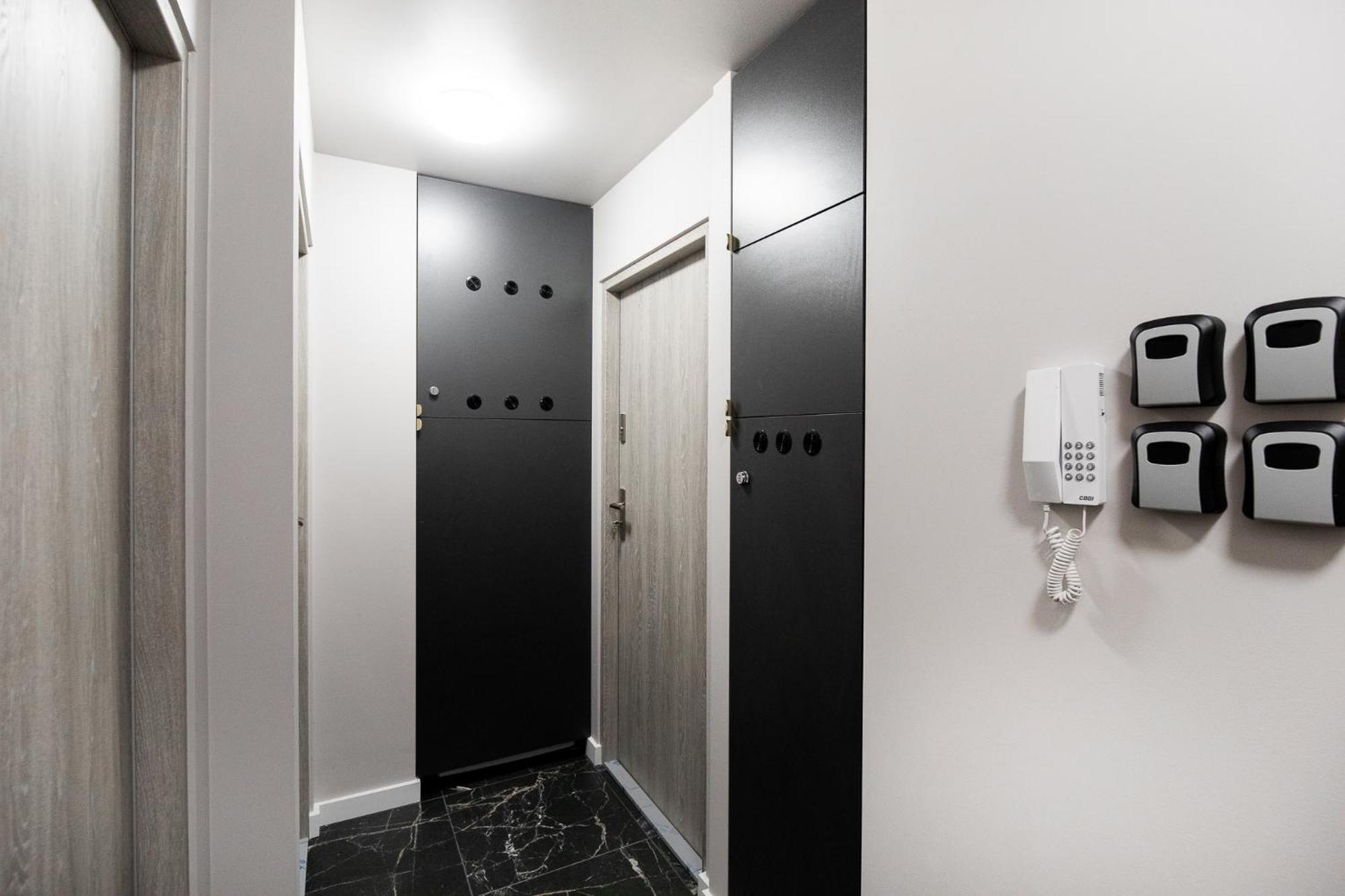 Ministudios Ursus Warszawa Eksteriør billede