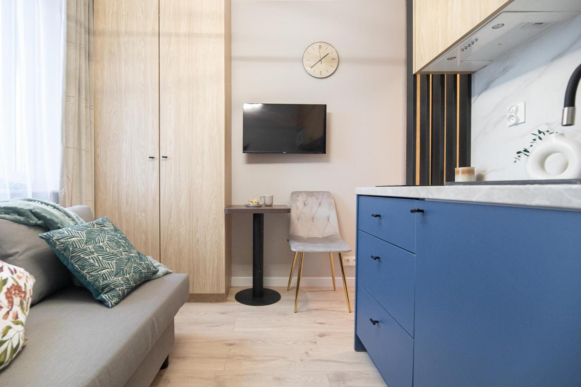 Ministudios Ursus Warszawa Eksteriør billede